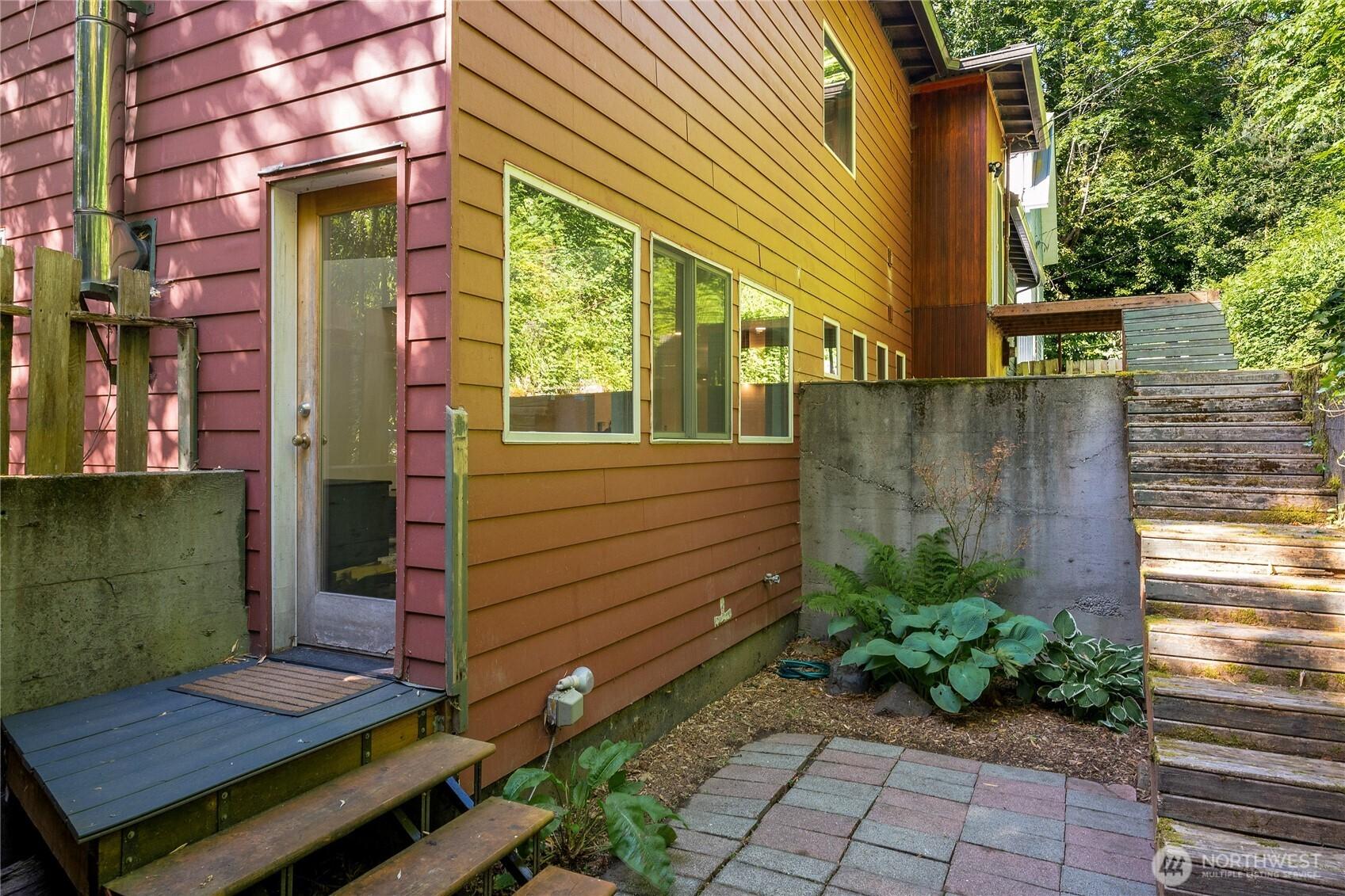 SEATTLE, Washington, 98146, United States, 2 Bedrooms Bedrooms, ,2 BathroomsBathrooms,Residential,For Sale,1875636