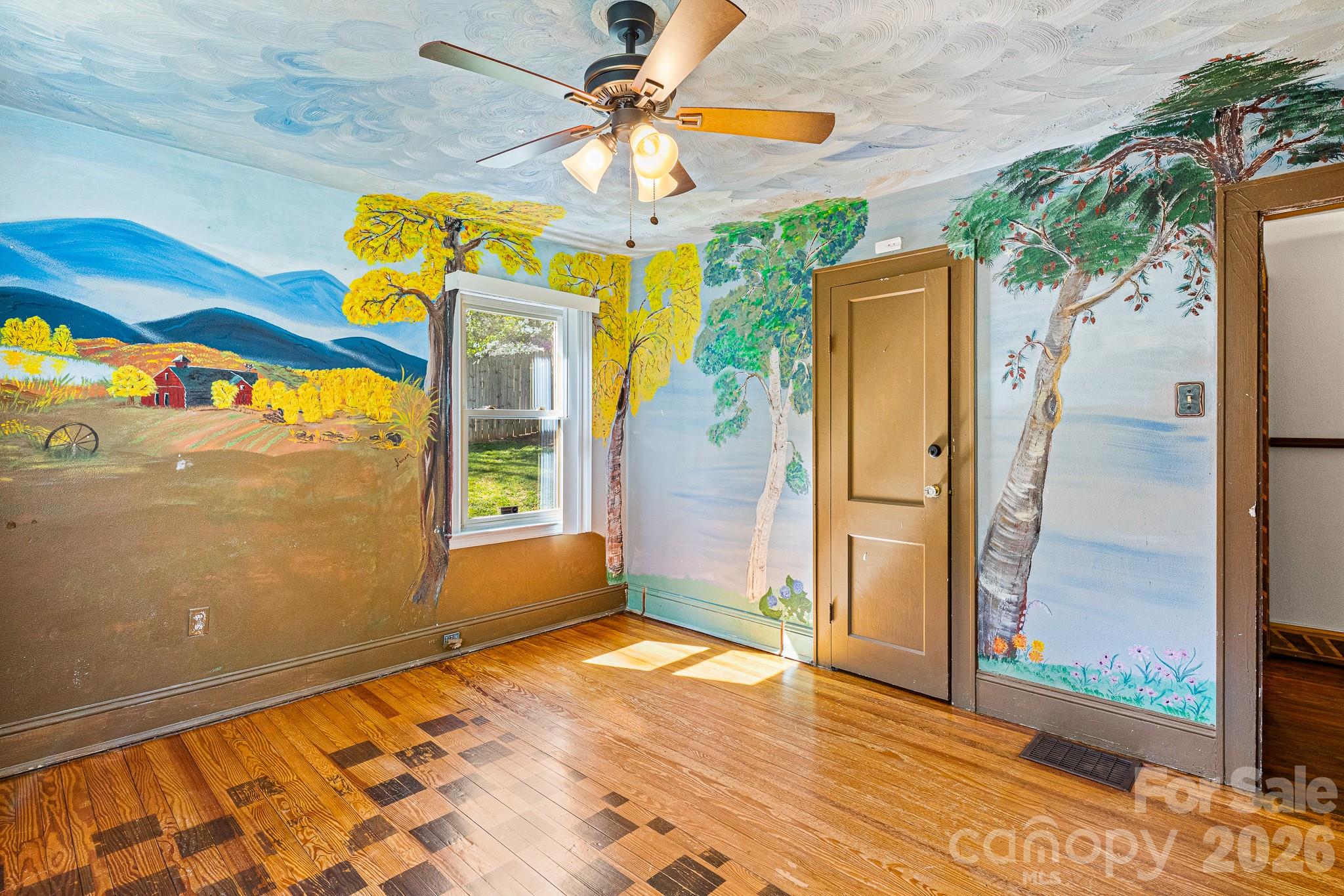 Black Mountain, North Carolina, 28711, United States, 3 Bedrooms Bedrooms, ,3 BathroomsBathrooms,Residential,For Sale,2037381
