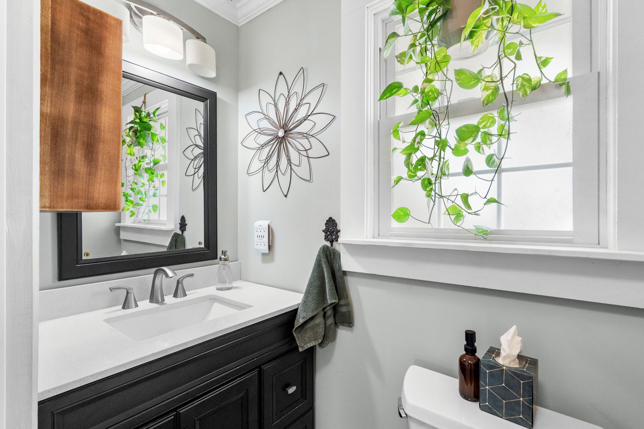 North Myrtle Beach, South Carolina, 29582, United States, 6 Bedrooms Bedrooms, ,3 BathroomsBathrooms,Residential,For Sale,1994221