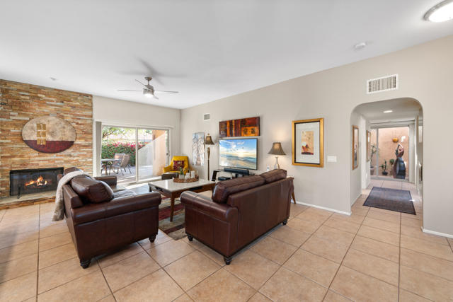 Palm Desert, California, 92260, United States, 3 Bedrooms Bedrooms, ,1 BathroomBathrooms,Residential,For Sale,1998682