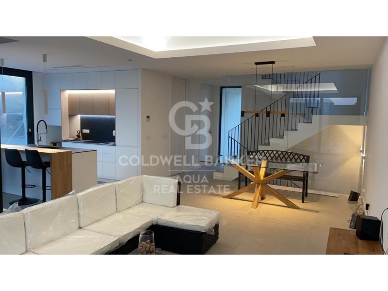 Alicante, Finestrat, Finestrat pueblo Alicante, Fi, Finestrat, Comunidad Valenciana, 00000, ES, 3 Bedrooms Bedrooms, ,3 BathroomsBathrooms,Residential,For Sale,Alicante, Finestrat, Finestrat pueblo Alicante, Fi,1606648