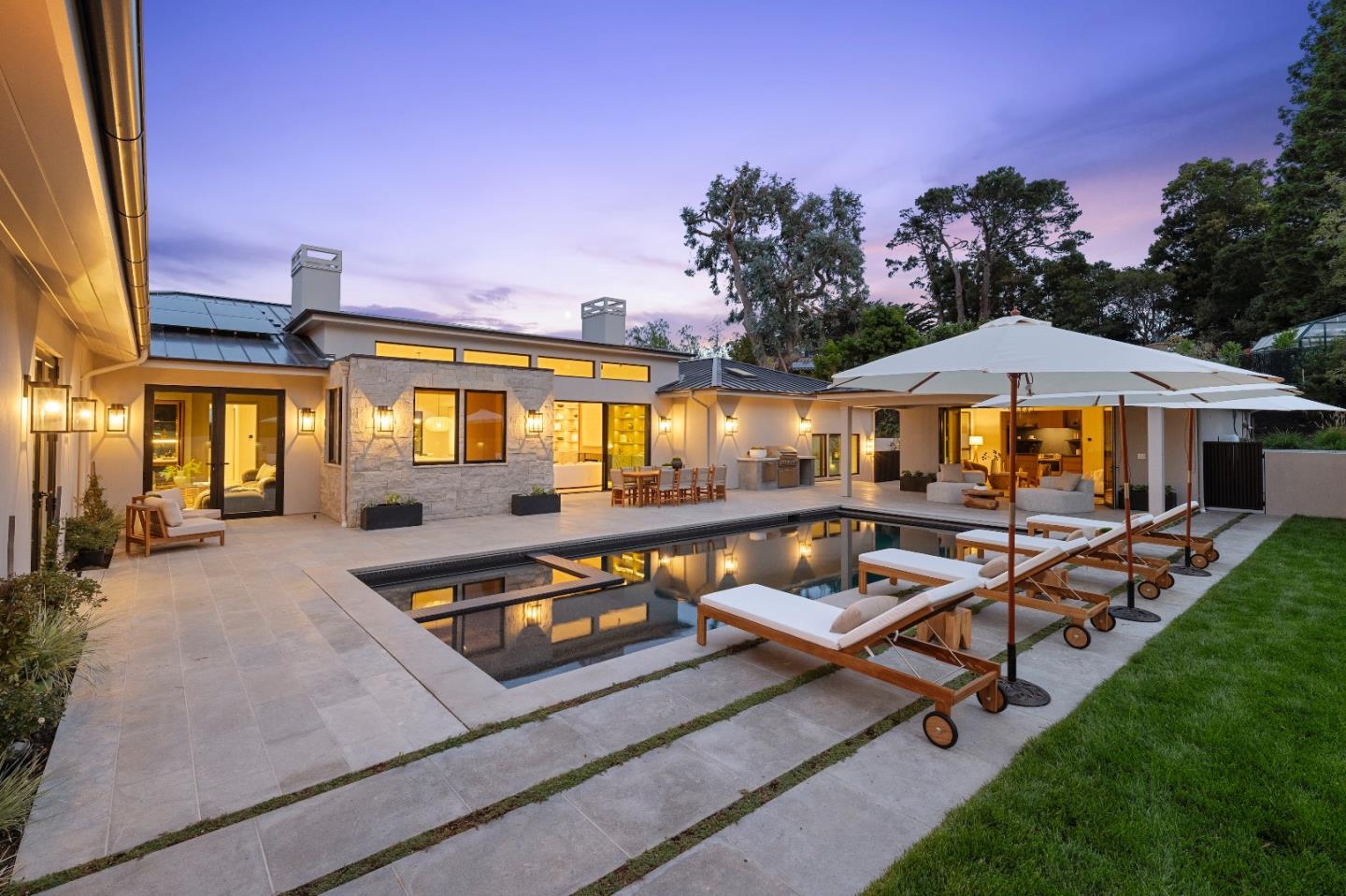 Hillsborough, California, 94010, United States, 5 Bedrooms Bedrooms, ,5 BathroomsBathrooms,Residential,For Sale,1947157