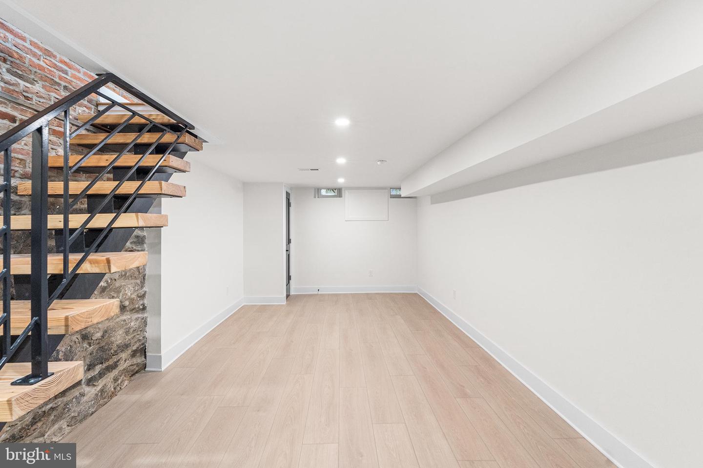 Philadelphia, Pennsylvania, 19125, United States, 3 Bedrooms Bedrooms, ,3 BathroomsBathrooms,Residential,For Sale,1954864