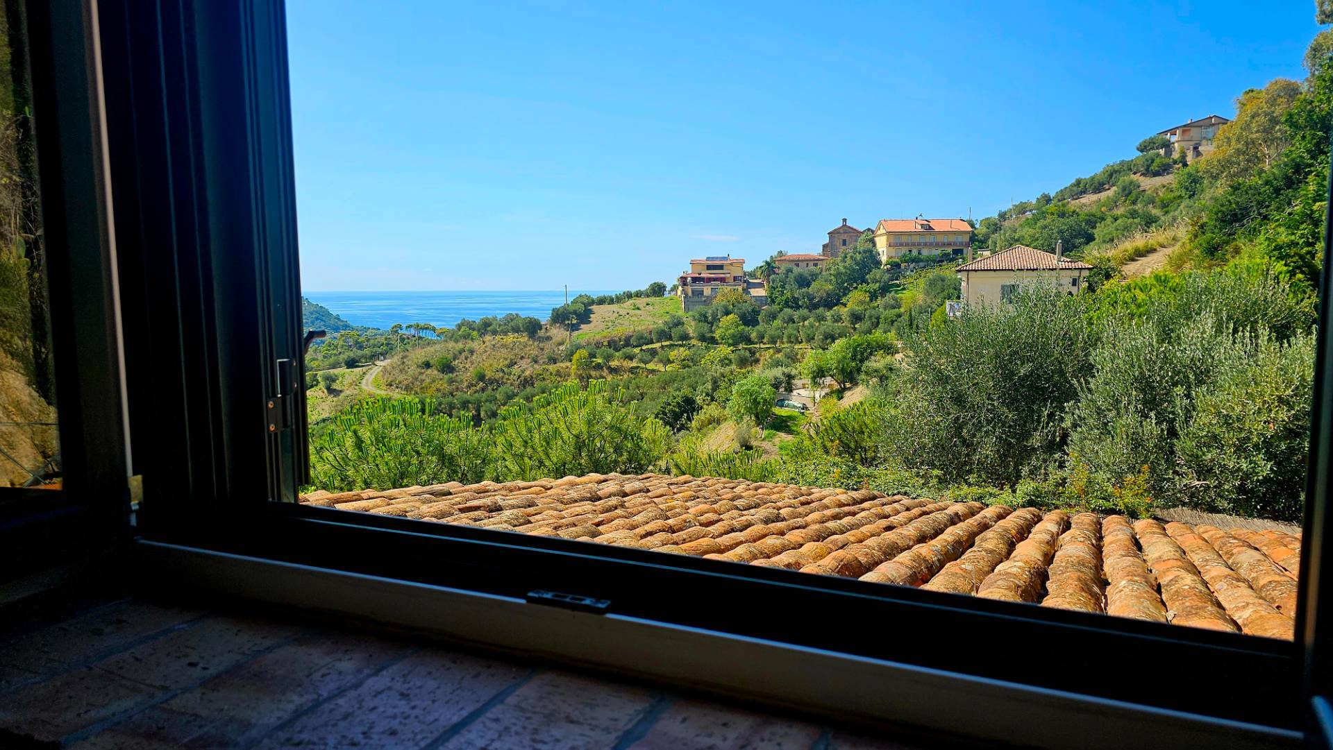 Castellabate, Salerno, 84048, IT, 3 Bedrooms Bedrooms, ,3 BathroomsBathrooms,Residential,For Sale,1874662