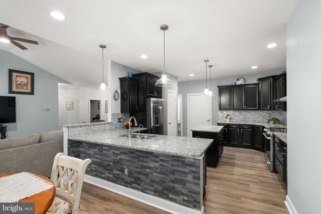 Georgetown, Delaware, 19947, United States, 4 Bedrooms Bedrooms, ,2 BathroomsBathrooms,Residential,For Sale,1963718