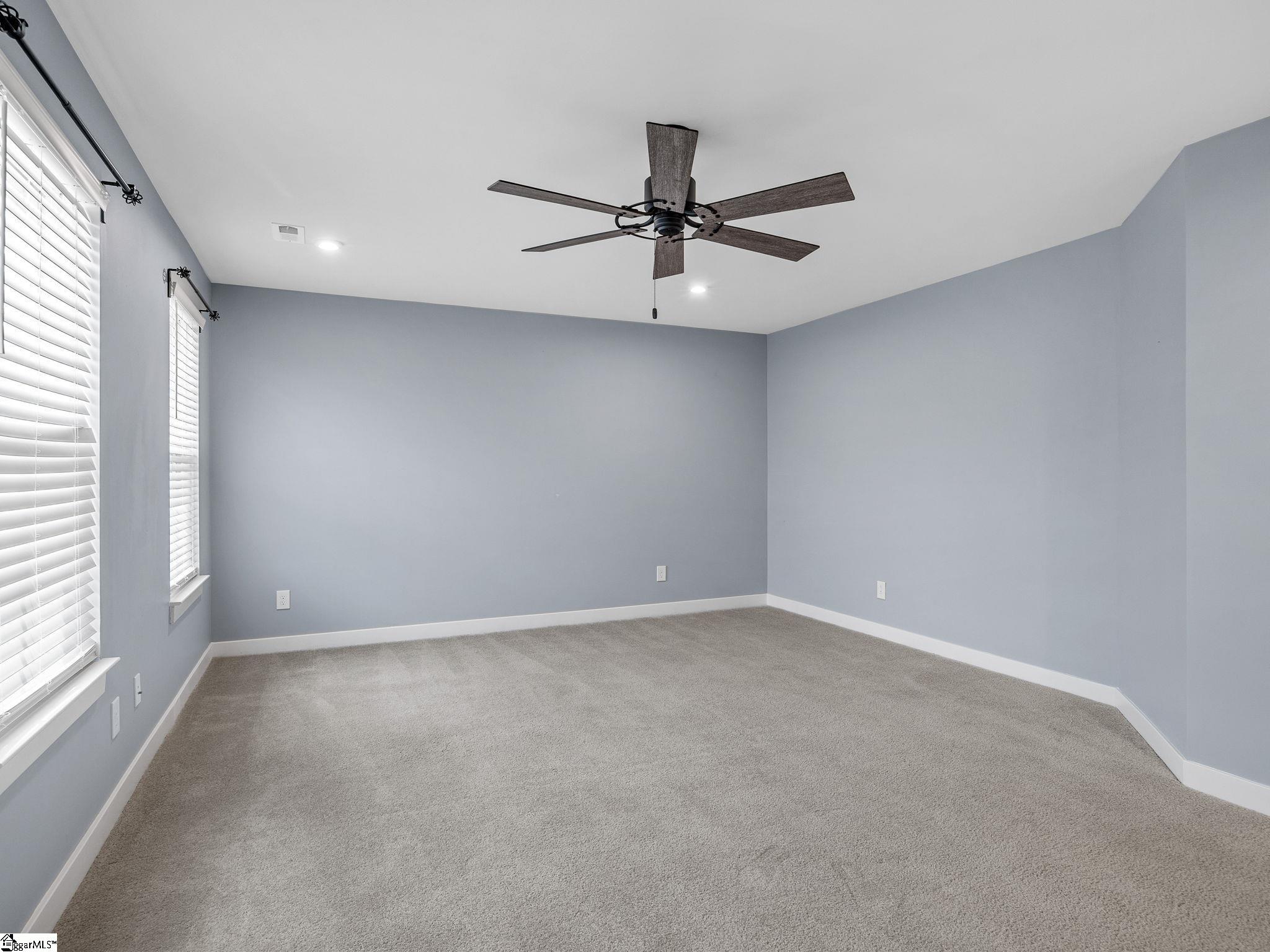 Woodruff, South Carolina, 29388, United States, 5 Bedrooms Bedrooms, ,4 BathroomsBathrooms,Residential,For Sale,1890519