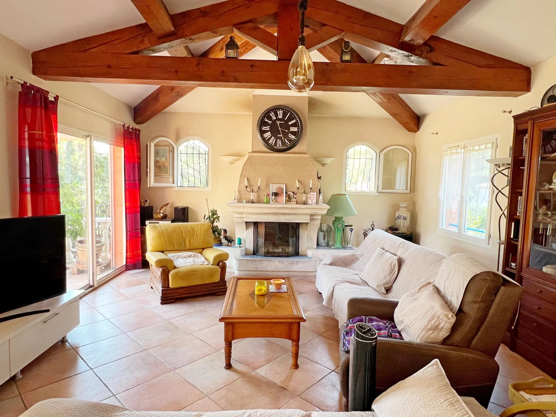 Saint-Raphaël, Provence-Alpes-Côte d?Azur, 83700, FR, 4 Bedrooms Bedrooms, ,5 BathroomsBathrooms,Residential,For Sale,1588723