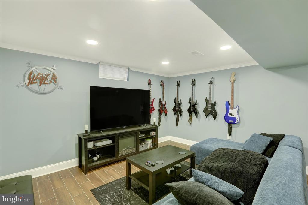 Morrisville, Pennsylvania, 19067, United States, 3 Bedrooms Bedrooms, ,2 BathroomsBathrooms,Residential,For Sale,1907404