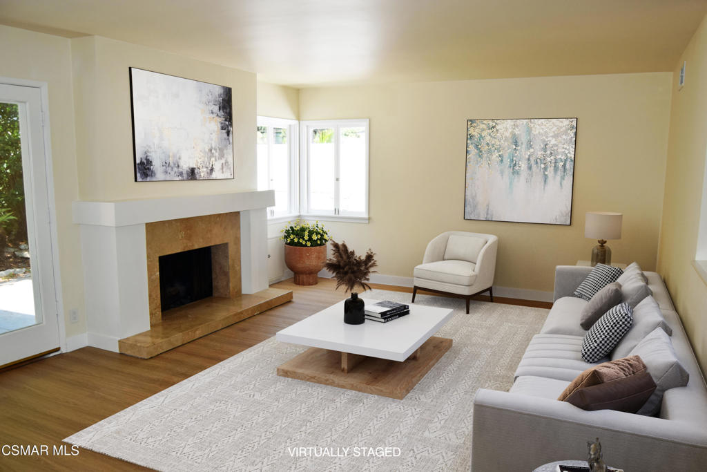 Los Angeles, California, 90034, United States, 5 Bedrooms Bedrooms, ,3 BathroomsBathrooms,Residential,For Sale,1905897
