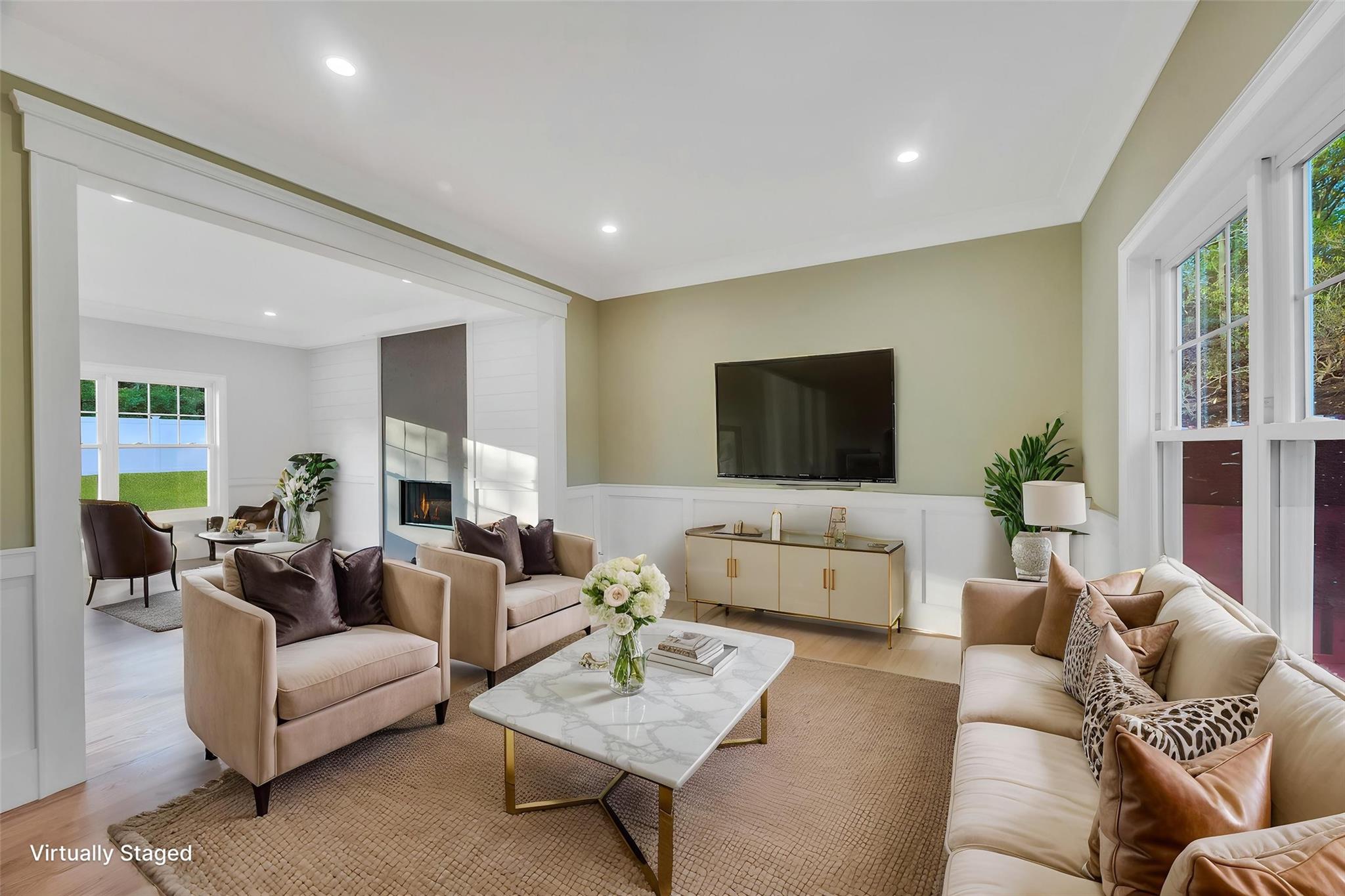 Smithtown, New York, 11787, United States, 4 Bedrooms Bedrooms, ,3 BathroomsBathrooms,Residential,For Sale,1796474