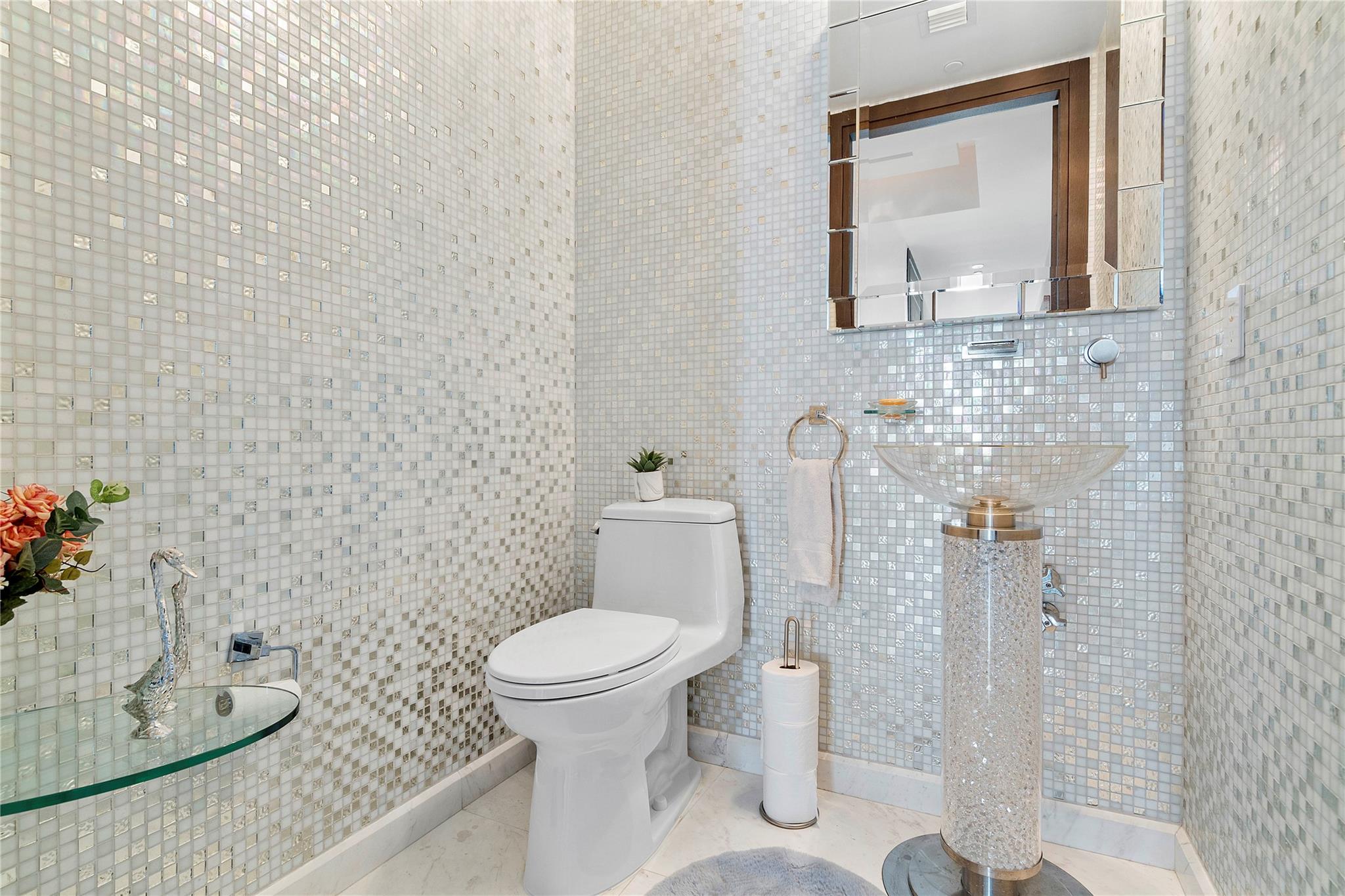 Sunny Isles Beach, Florida, 33160, United States, 3 Bedrooms Bedrooms, ,4 BathroomsBathrooms,Residential,For Sale,1824063