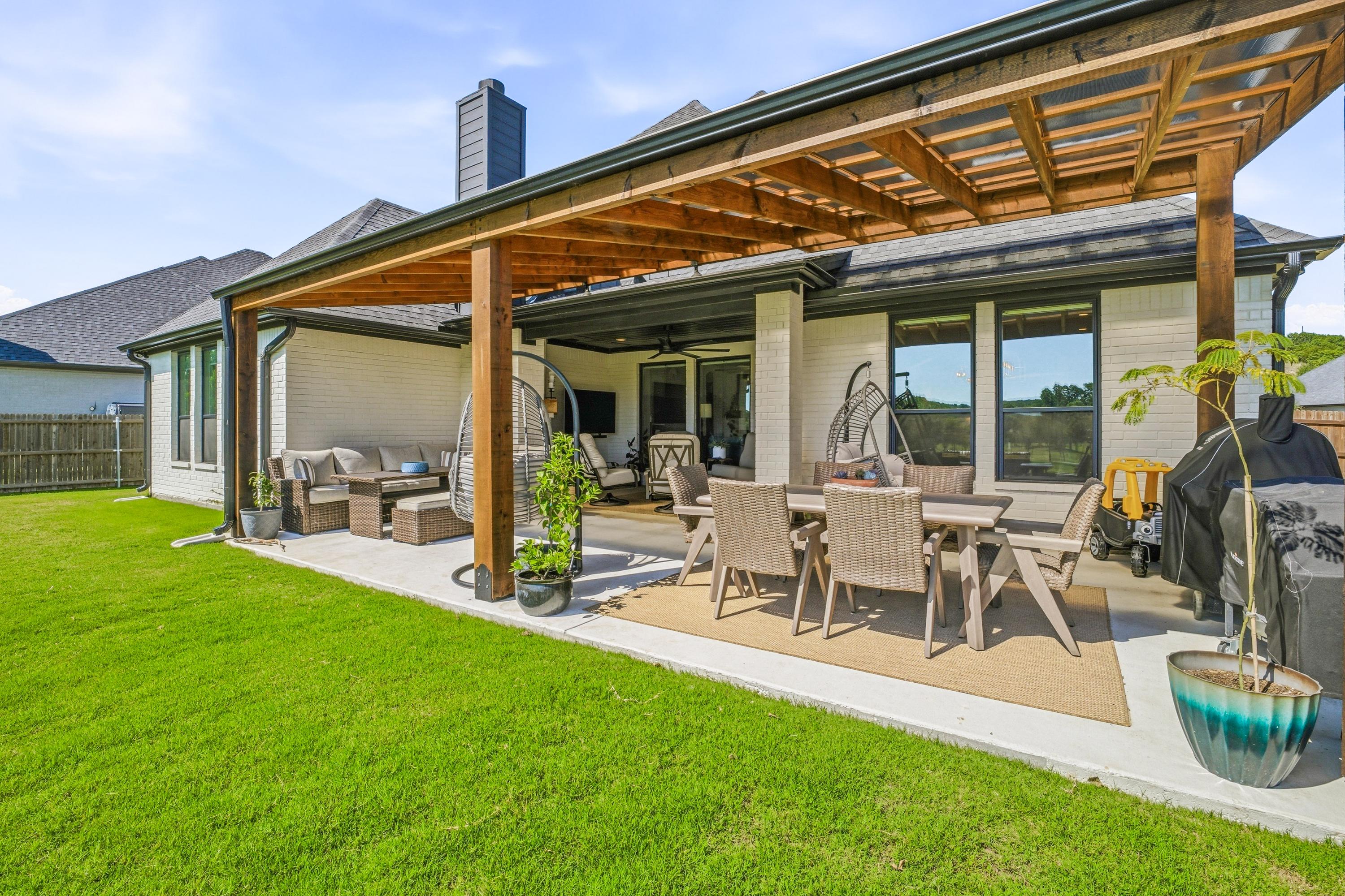  1349 Crown Valley Drive, Weatherford, TX, 76087 - 物件實景