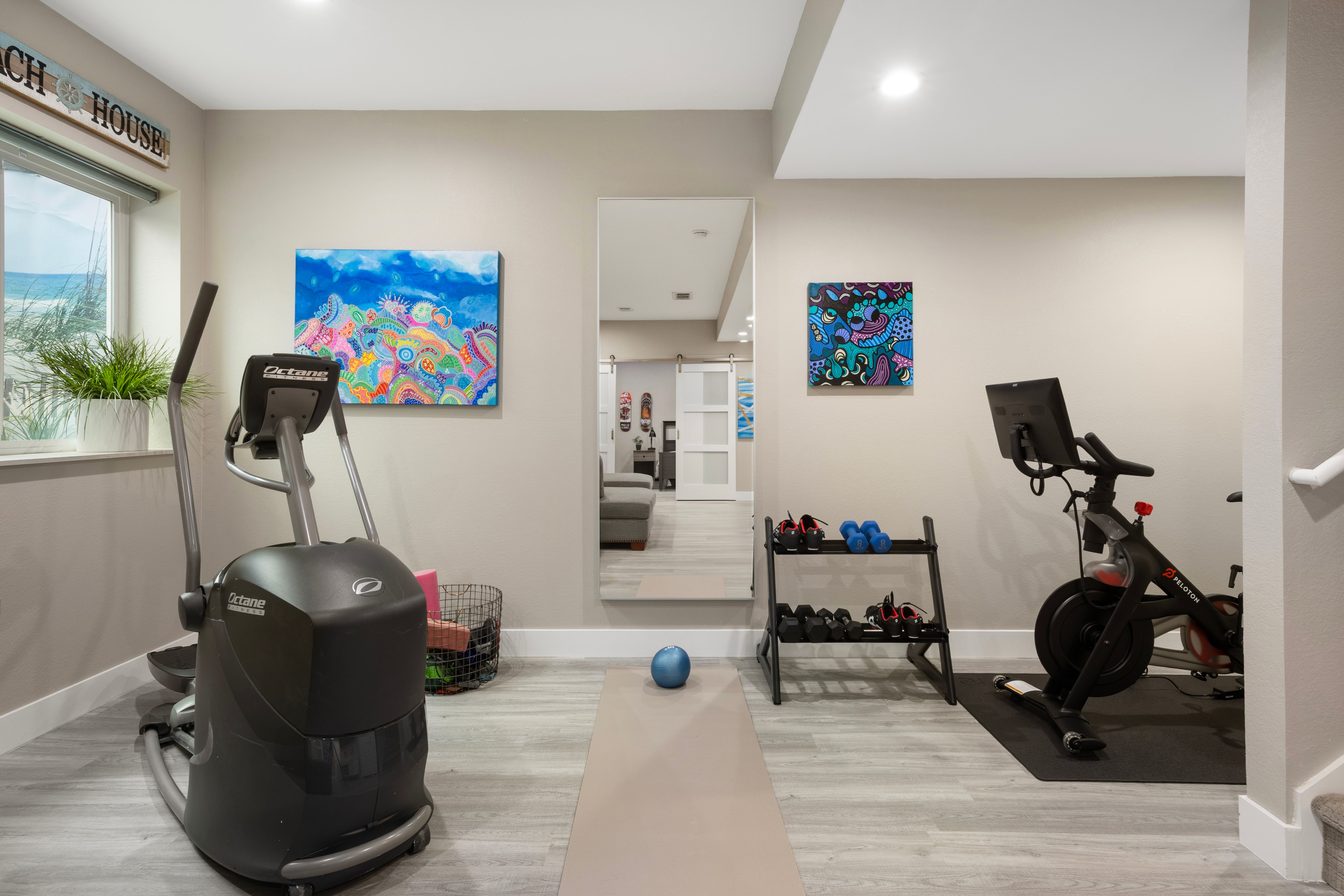  Comprehensively Upgraded And Ideally Positioned Duplex In Lagae Ranch - 物件實景