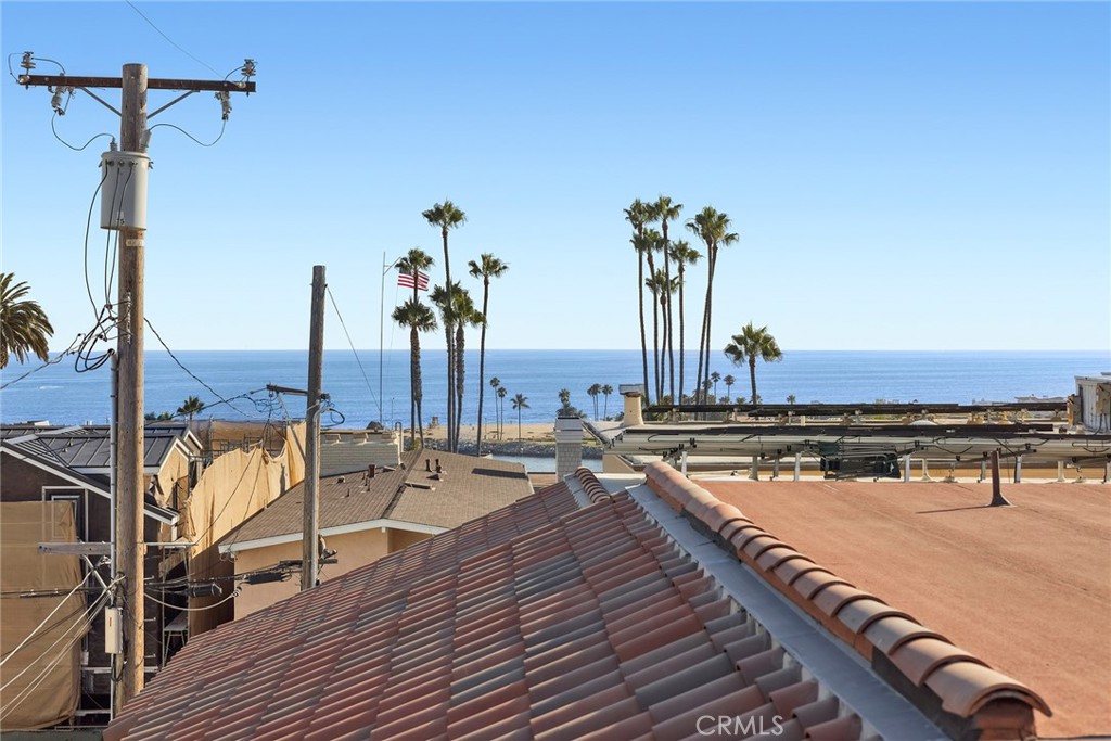 Corona del Mar, California, 92625, United States, 4 Bedrooms Bedrooms, ,5 BathroomsBathrooms,Residential,For Sale,1903577