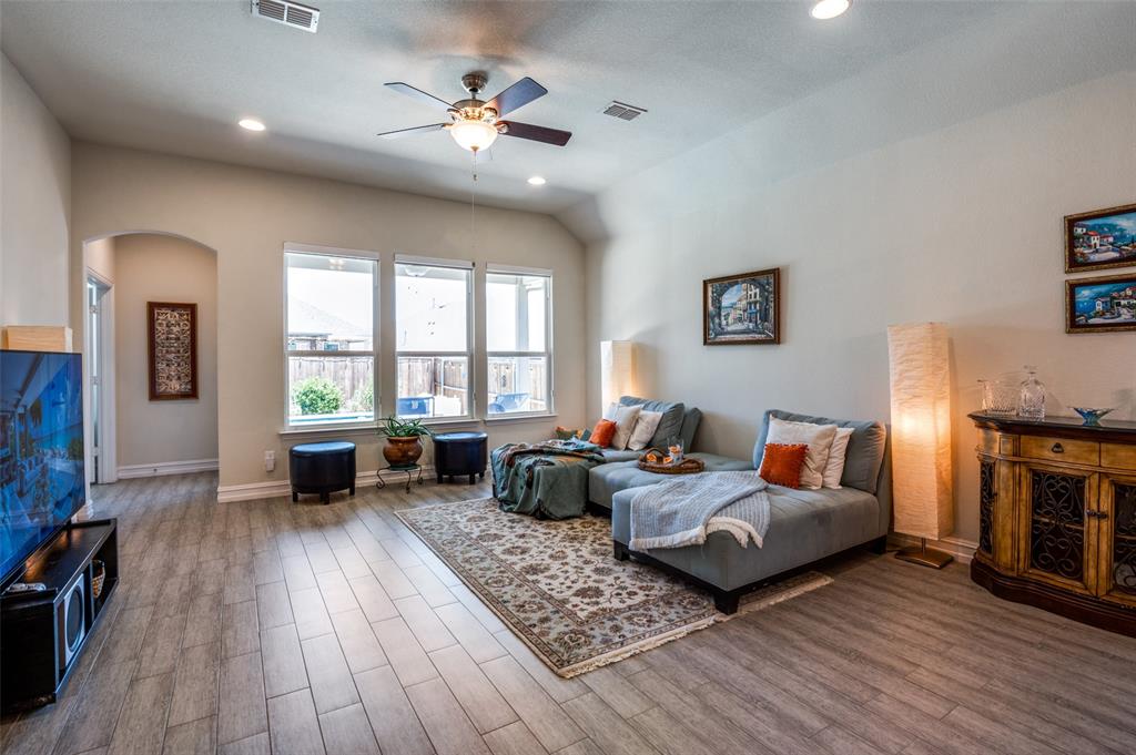 McKinney, Texas, 75071, United States, 3 Bedrooms Bedrooms, ,2 BathroomsBathrooms,Residential,For Sale,1818021