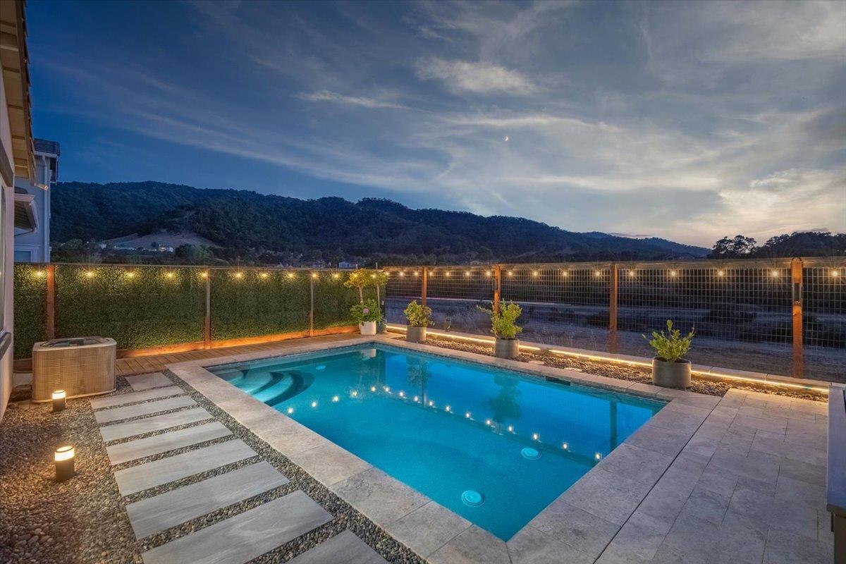 Gilroy, California, 95020, United States, 4 Bedrooms Bedrooms, ,3 BathroomsBathrooms,Residential,For Sale,1907628