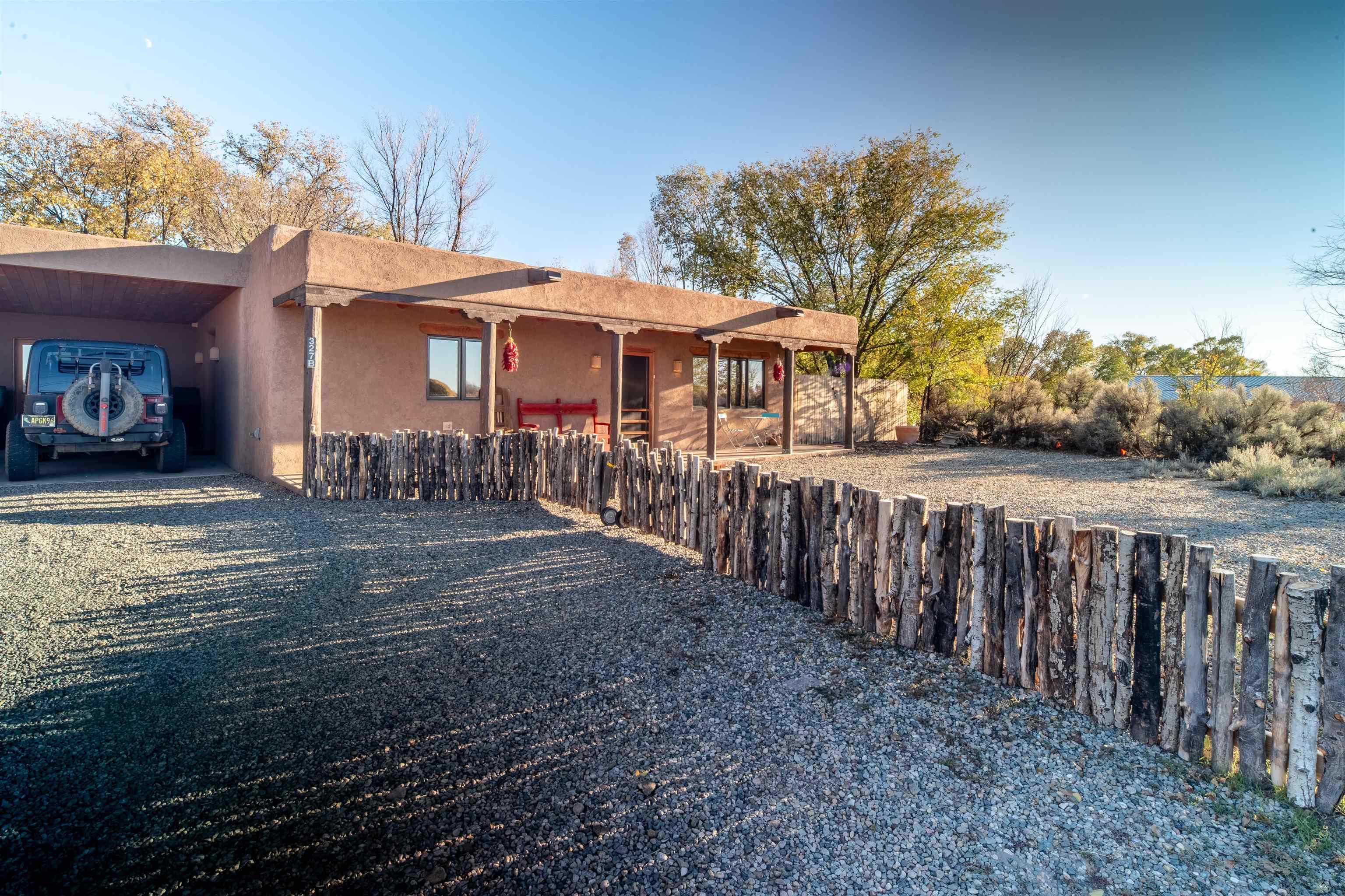 Taos, New Mexico, 87571, United States, 2 Bedrooms Bedrooms, ,2 BathroomsBathrooms,Residential,For Sale,1991479