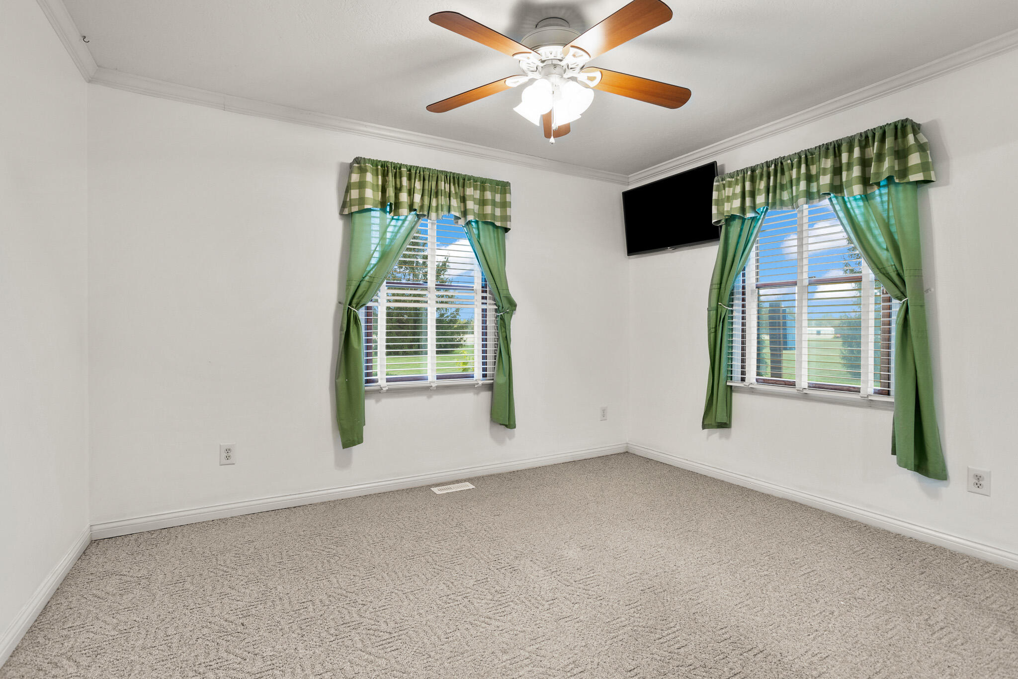 New Carlisle, Ohio, 45344, United States, 4 Bedrooms Bedrooms, ,3 BathroomsBathrooms,Residential,For Sale,1964835