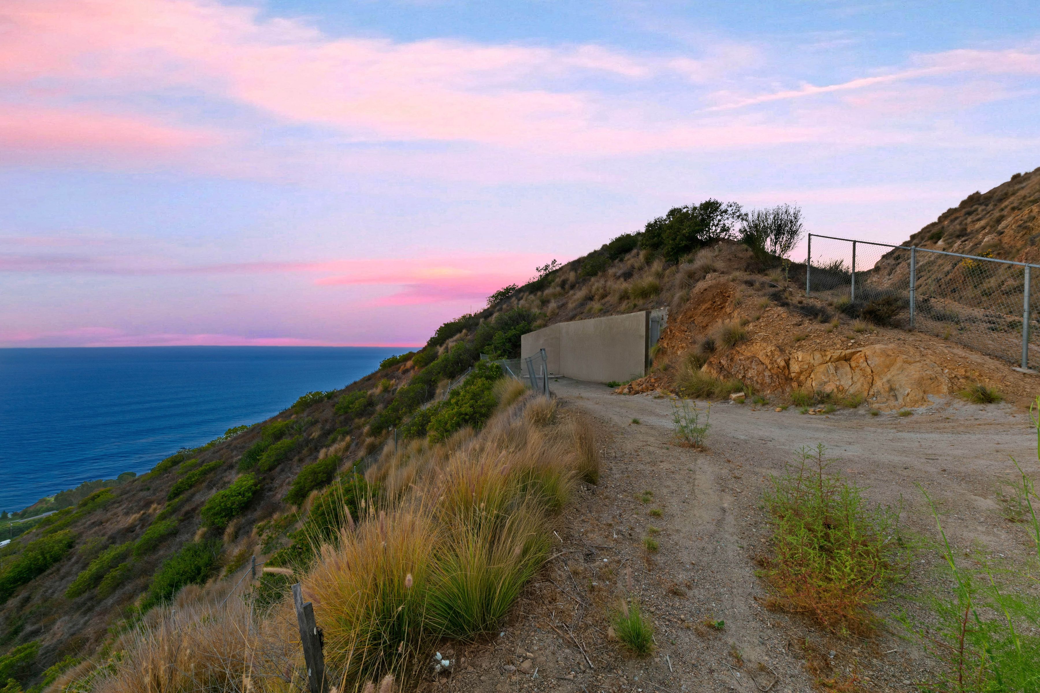  4140 Encinal Canyon Rd - 物件實景