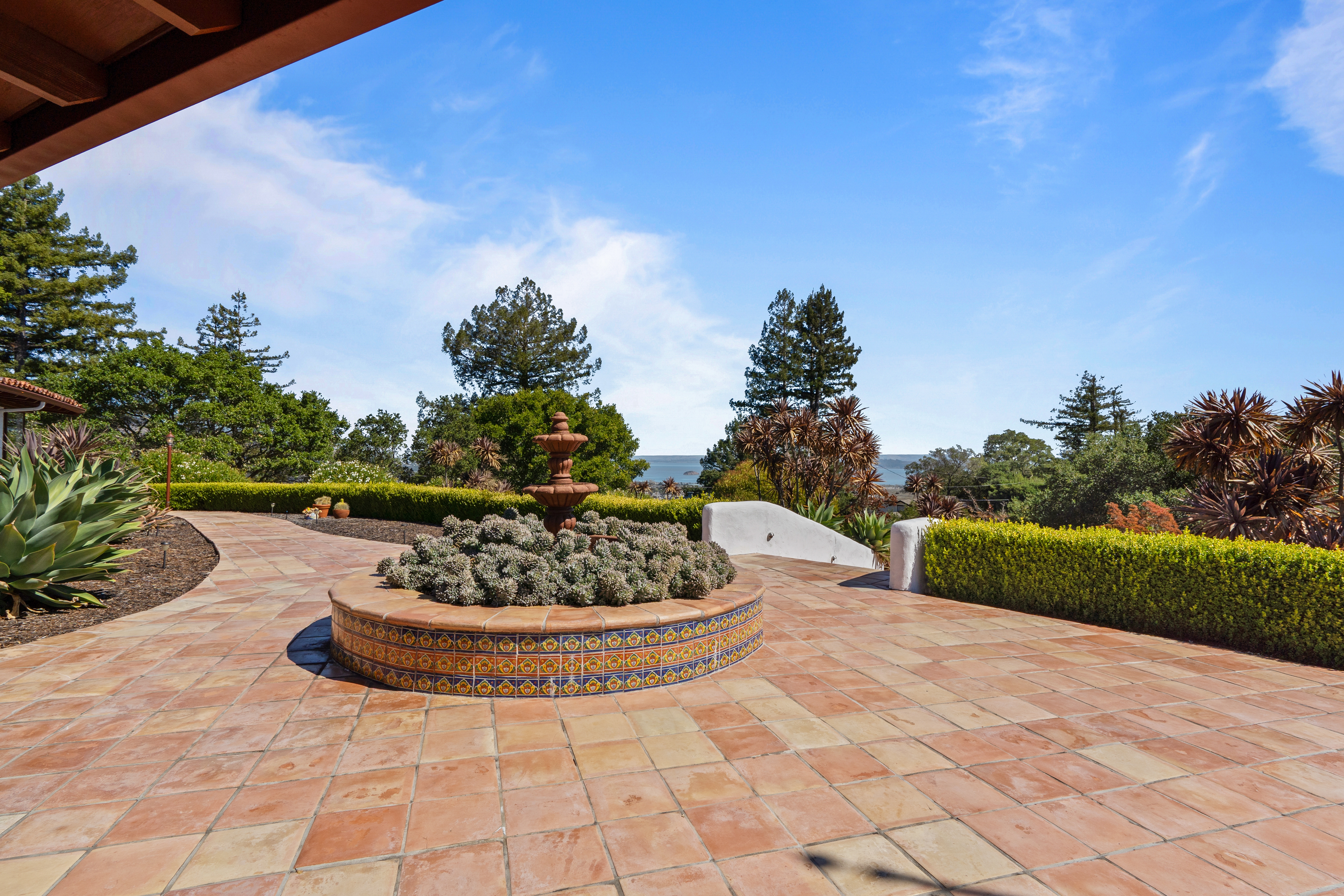  Artisan Hacienda-Style Home with Sweeping Bay to Tam Views - 物件實景