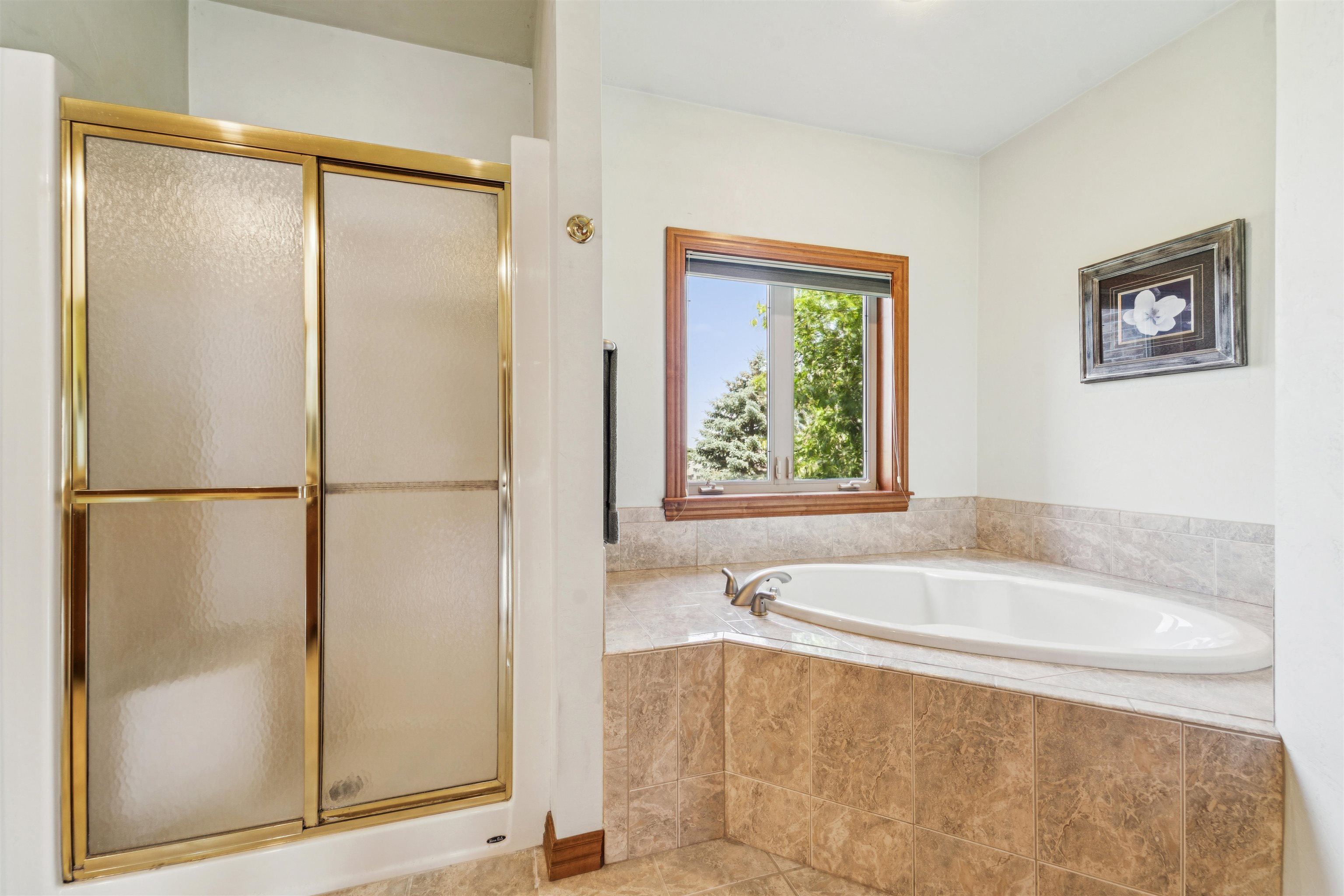 GREEN BAY, Wisconsin, 54311, United States, 4 Bedrooms Bedrooms, ,4 BathroomsBathrooms,Residential,For Sale,1911025