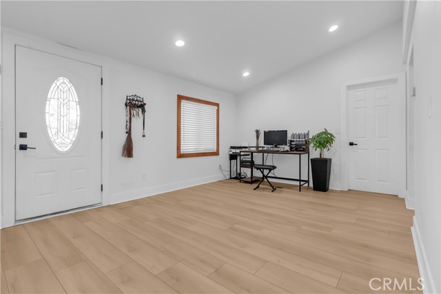 Oak Hills, California, 92344, United States, 6 Bedrooms Bedrooms, ,2 BathroomsBathrooms,Residential,For Sale,2000385