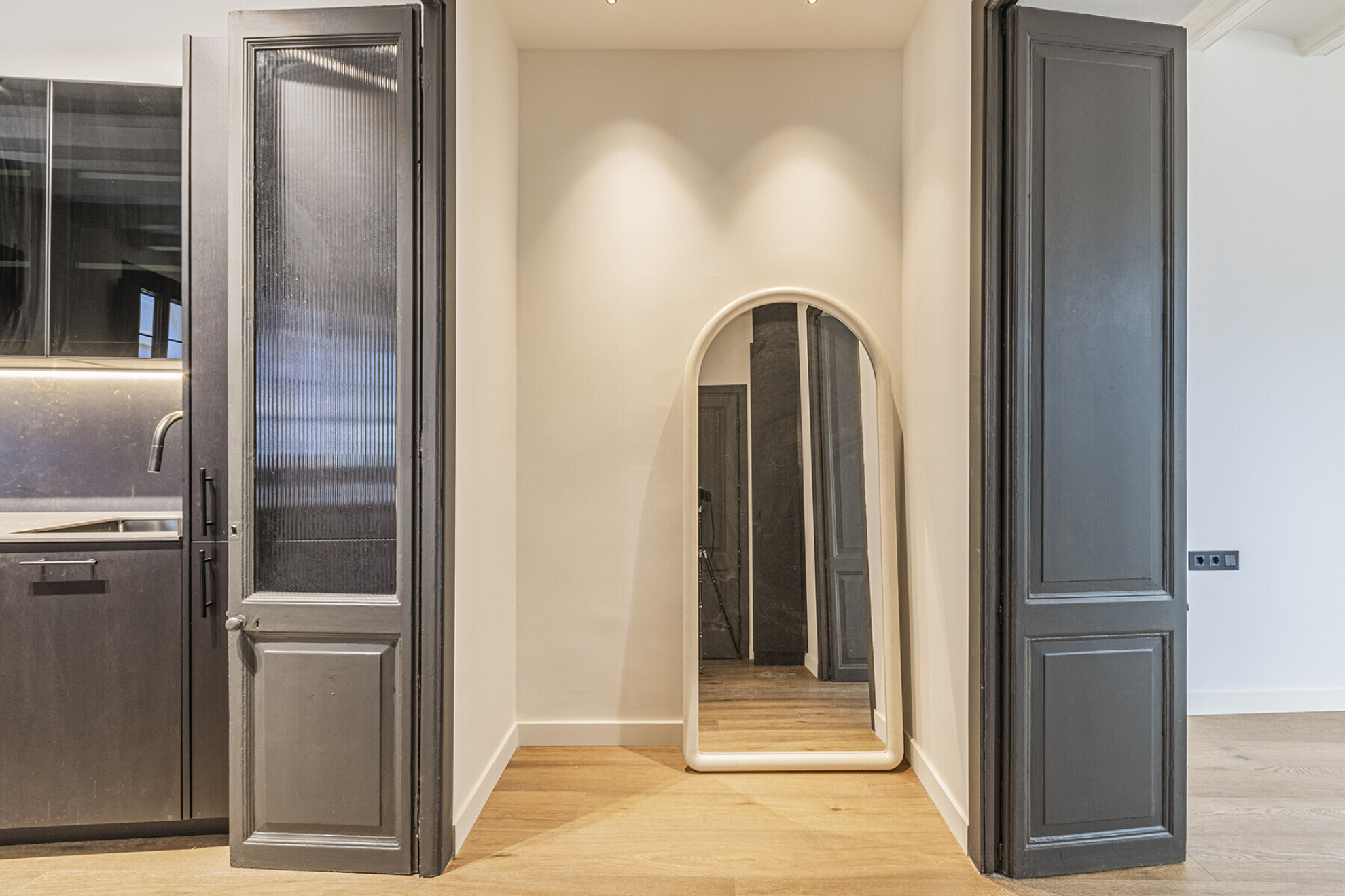  Elegant, renovated home near Santa Maria del Mar - 物件實景