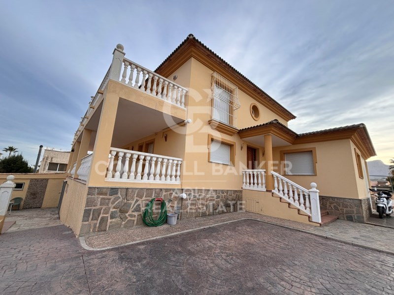 Calle Lisboa Alicante, la Nucia, El Tossal-Bello H, la Nucia, Comunidad Valenciana, 03530, ES, 7 Bedrooms Bedrooms, ,4 BathroomsBathrooms,Residential,For Sale,Calle Lisboa Alicante, la Nucia, El Tossal-Bello H,1682591