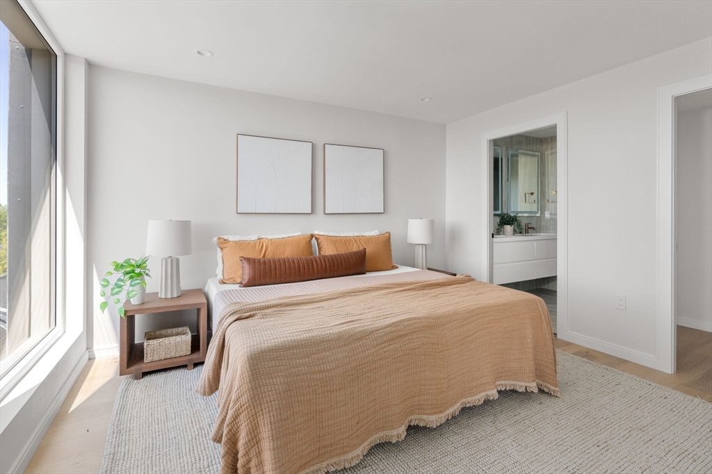Somerville, Massachusetts, 02143, United States, 3 Bedrooms Bedrooms, ,3 BathroomsBathrooms,Residential,For Sale,1891570