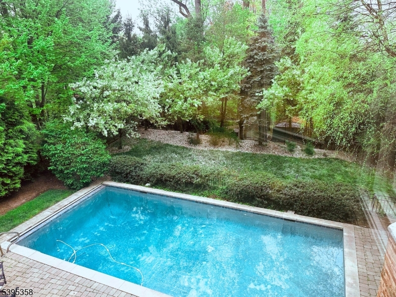 Millburn Twp., New Jersey, 07078, United States, 6 Bedrooms Bedrooms, ,7 BathroomsBathrooms,Residential,For Sale,1991831