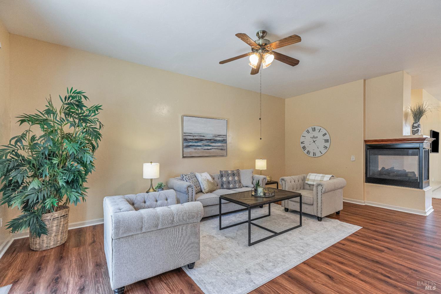 Santa Rosa, California, 95403, United States, 3 Bedrooms Bedrooms, ,2 BathroomsBathrooms,Residential,For Sale,1868703