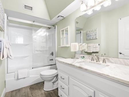 Port Aransas, Texas, 78373, United States, 2 Bedrooms Bedrooms, ,2 BathroomsBathrooms,Residential,For Sale,1848126