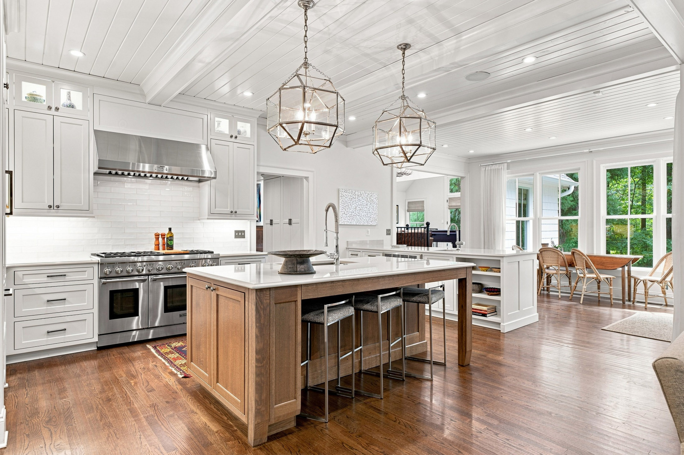  Thoughtfully Designed and Renovated Home in Londonberry Estates - 物件實景