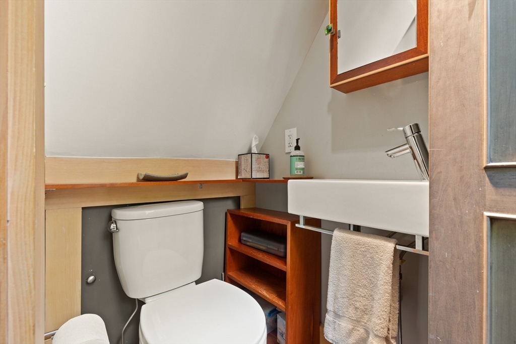 Cambridge, Massachusetts, 02138, United States, 5 Bedrooms Bedrooms, ,5 BathroomsBathrooms,Residential,For Sale,1908267