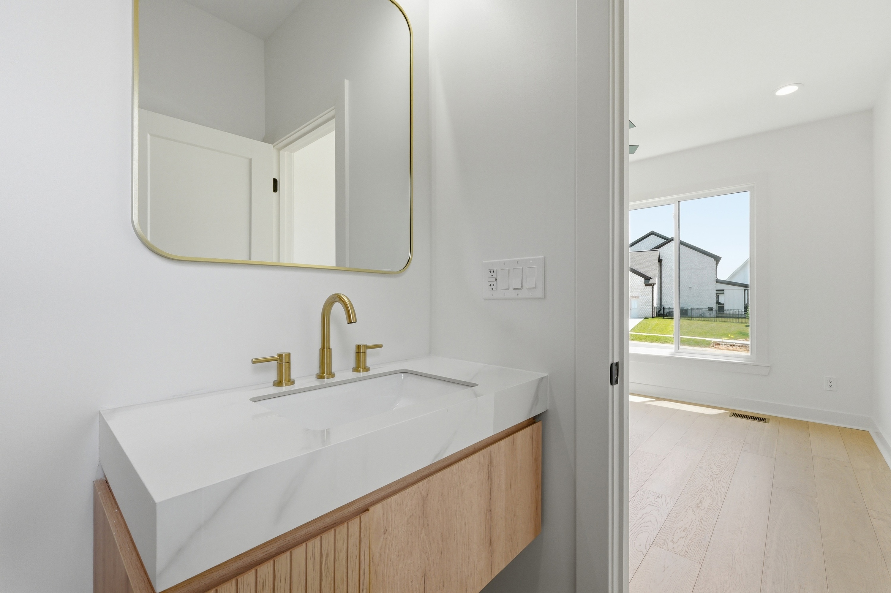  1545 Lincoln Hill Way, Louisville, KY 40245 - 物件實景