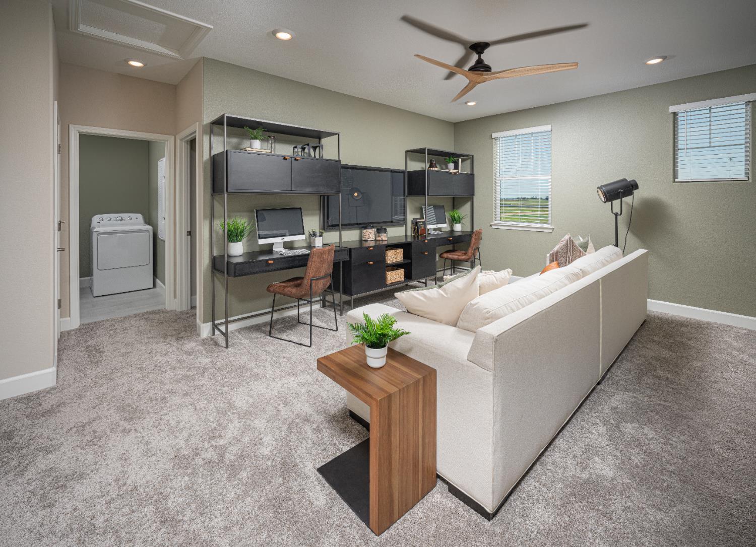 Roseville, California, 95747, United States, 4 Bedrooms Bedrooms, ,3 BathroomsBathrooms,Residential,For Sale,1817422