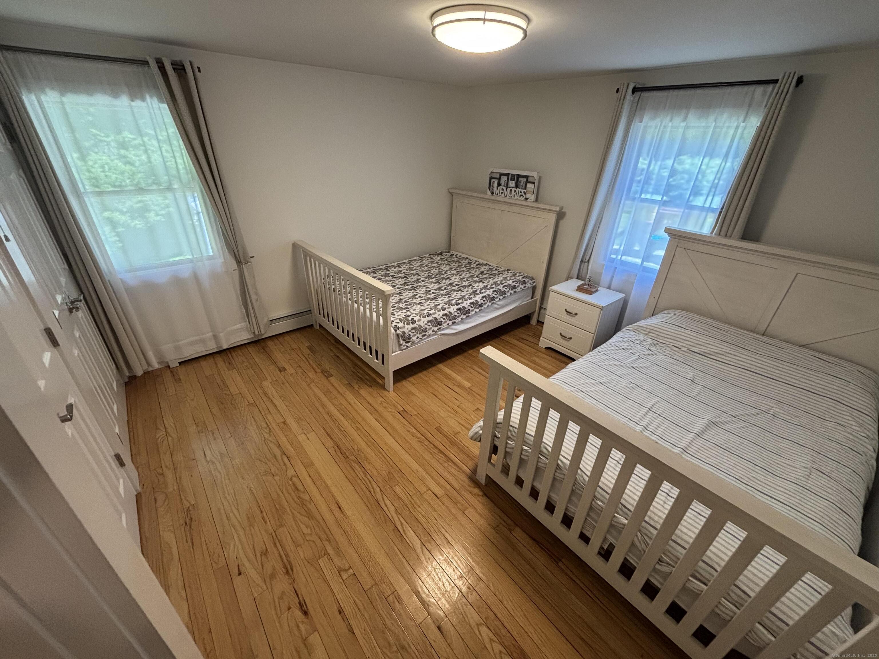 East Lyme, Connecticut, 06357, United States, 3 Bedrooms Bedrooms, ,2 BathroomsBathrooms,Residential,For Sale,1931029