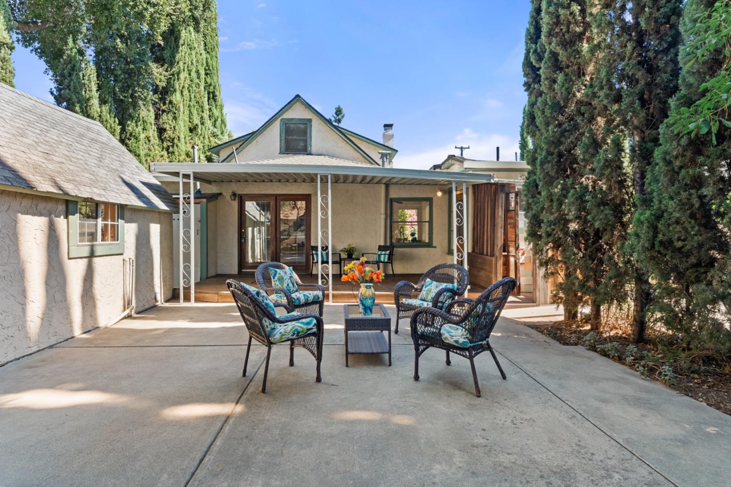 San Jose, California, 95125, United States, 3 Bedrooms Bedrooms, ,2 BathroomsBathrooms,Residential,For Sale,1951143