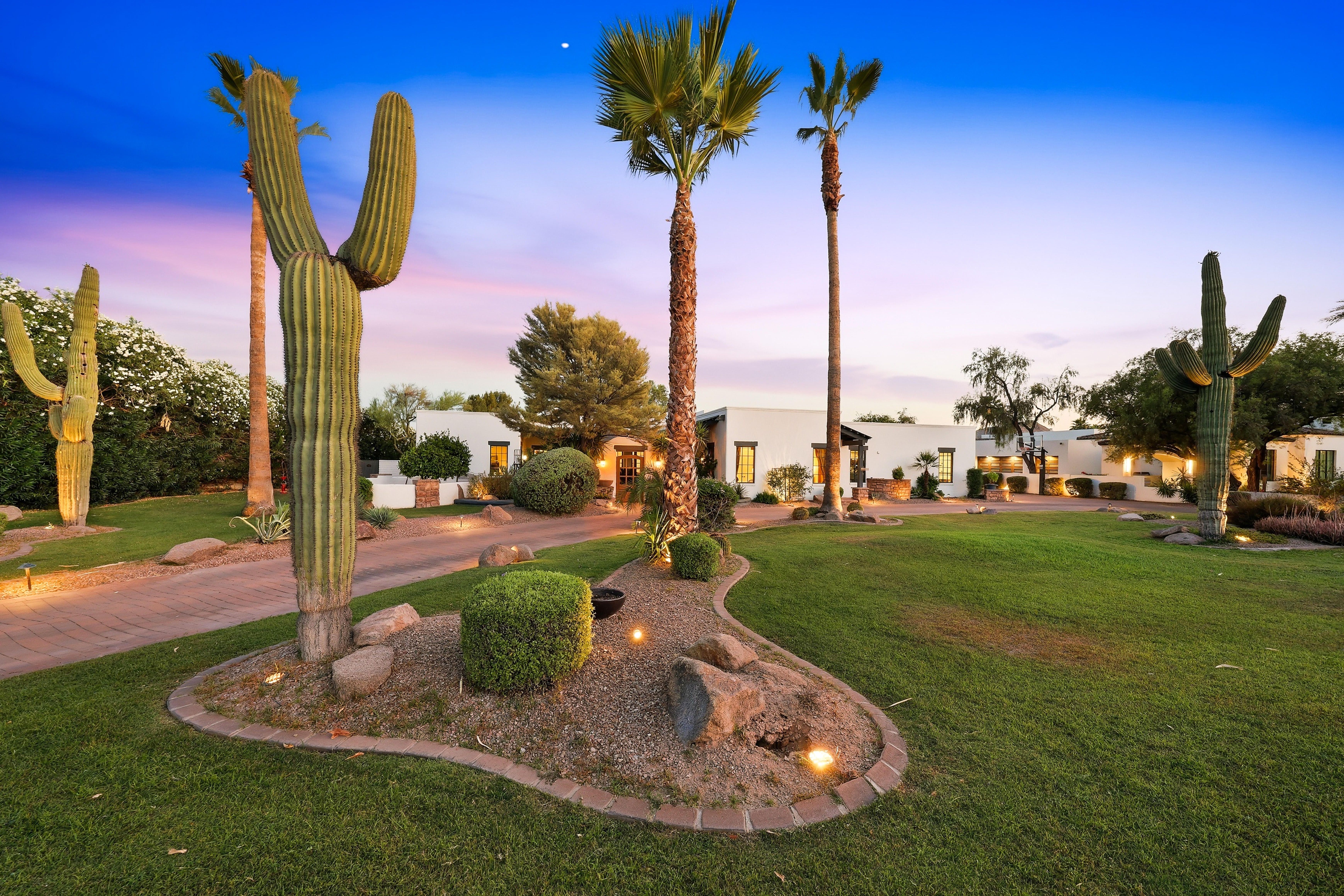  7035 E Berneil Drive  Paradise Valley, AZ - 物件實景