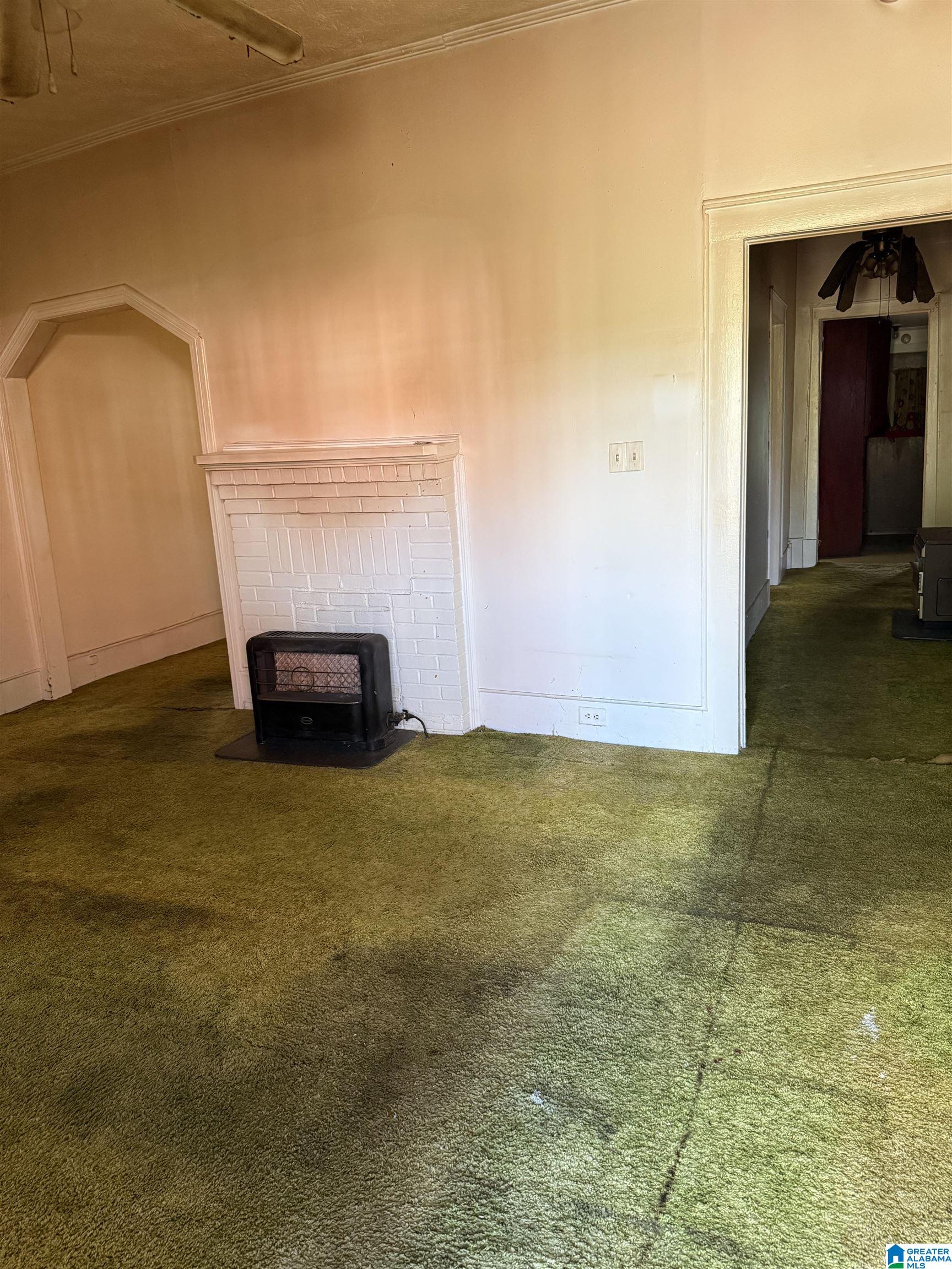 Christine Ave, Anniston, AL 36207 #1