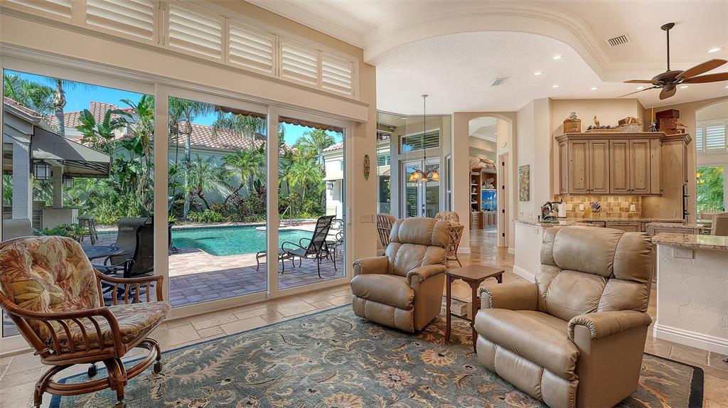 Longboat Key, Florida, 34228, United States, 3 Bedrooms Bedrooms, ,4 BathroomsBathrooms,Residential,For Sale,1986320