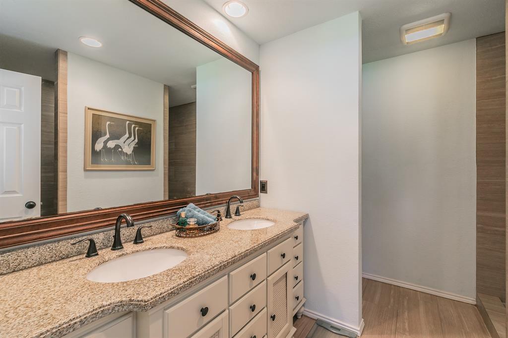 Keller, Texas, 76248, United States, 4 Bedrooms Bedrooms, ,3 BathroomsBathrooms,Residential,For Sale,1935940