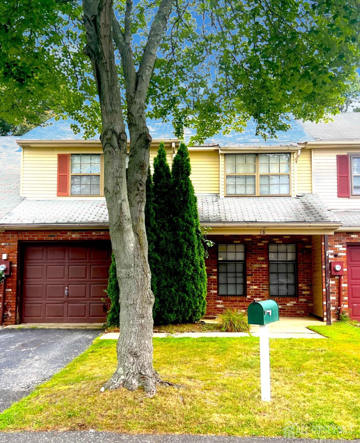 East Brunswick, New Jersey, 08816, United States, 4 Bedrooms Bedrooms, ,3 BathroomsBathrooms,Residential,For Sale,1934304