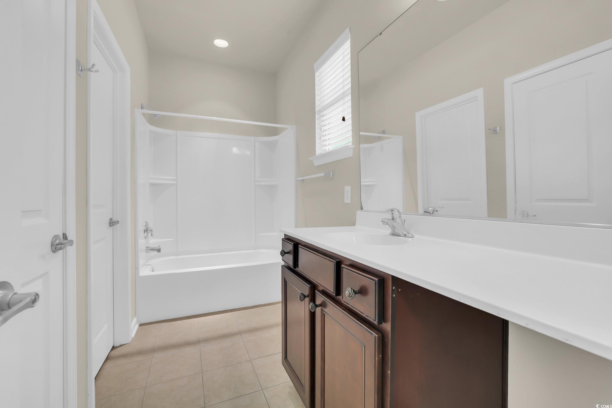 Murrells Inlet, South Carolina, 29576, United States, 3 Bedrooms Bedrooms, ,4 BathroomsBathrooms,Residential,For Sale,1895817