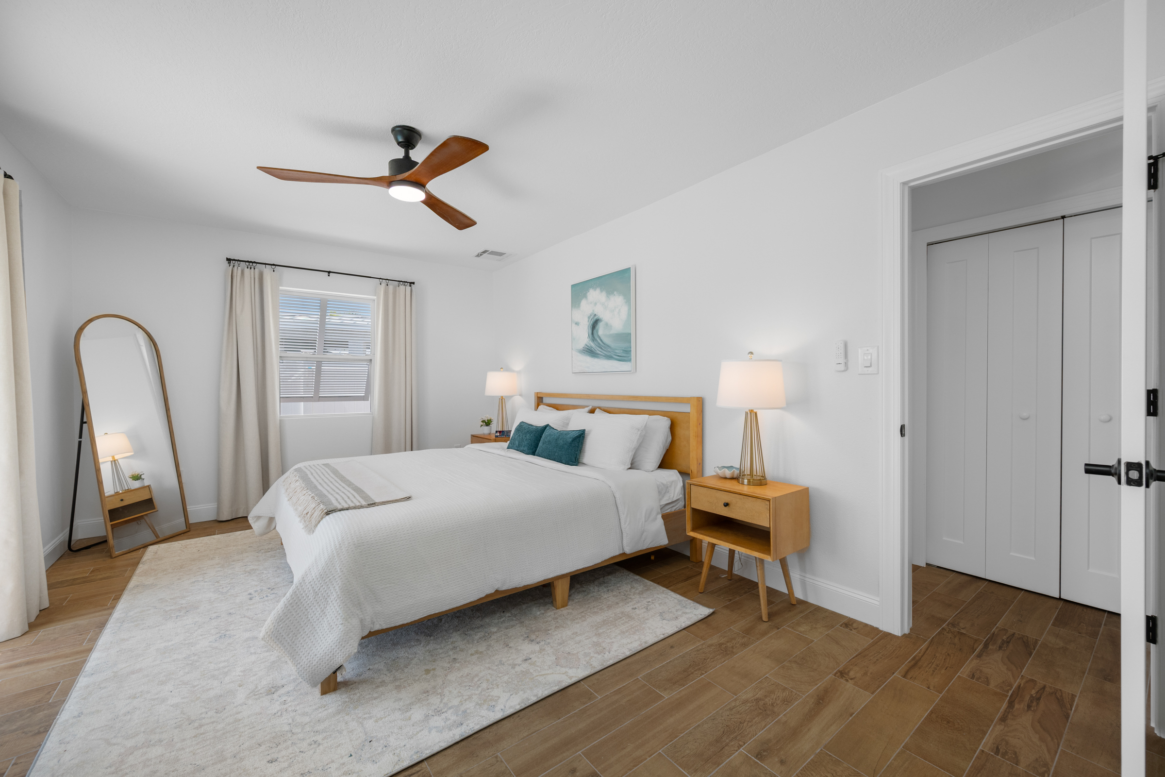 St Petersburg, Florida, 33707, United States, 3 Bedrooms Bedrooms, ,2 BathroomsBathrooms,Residential,For Sale,2034838