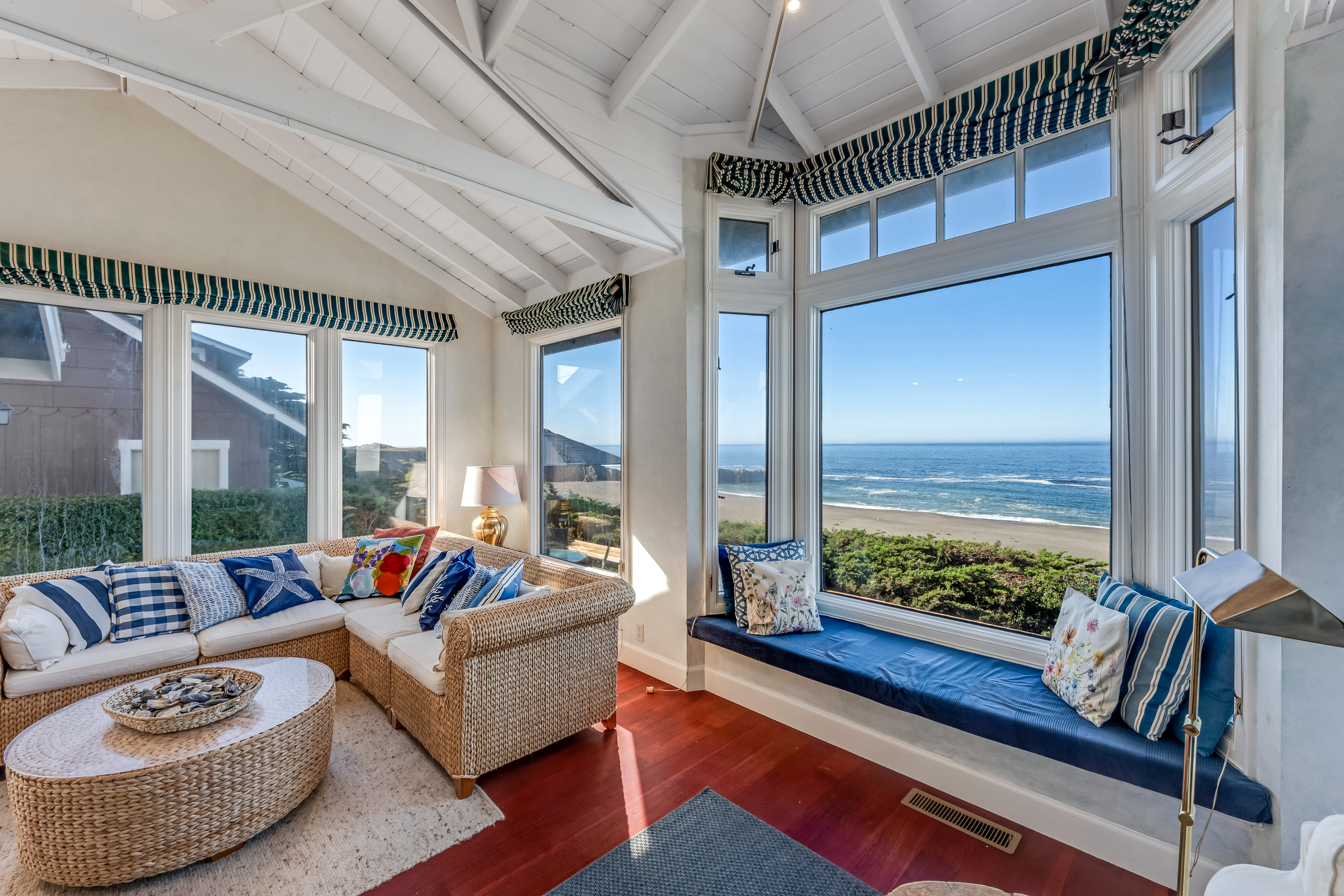  7141 Cliff Avenue, Bodega Bay, CA 94923 - 物件實景