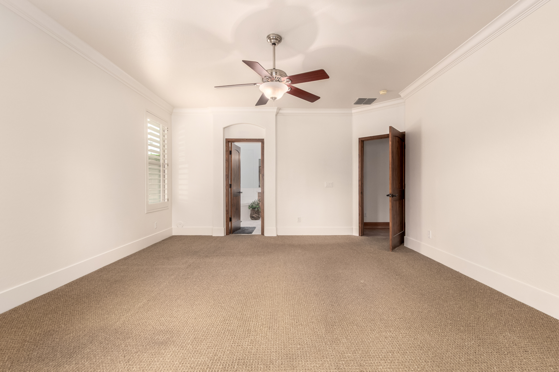 Phoenix, Arizona, 85083, United States, 4 Bedrooms Bedrooms, ,4 BathroomsBathrooms,Residential,For Sale,1993851