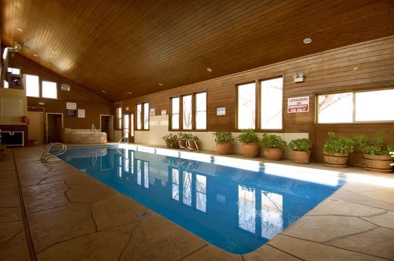 Santa Fe, New Mexico, 87501, United States, 2 Bedrooms Bedrooms, ,3 BathroomsBathrooms,Residential,For Sale,1959101