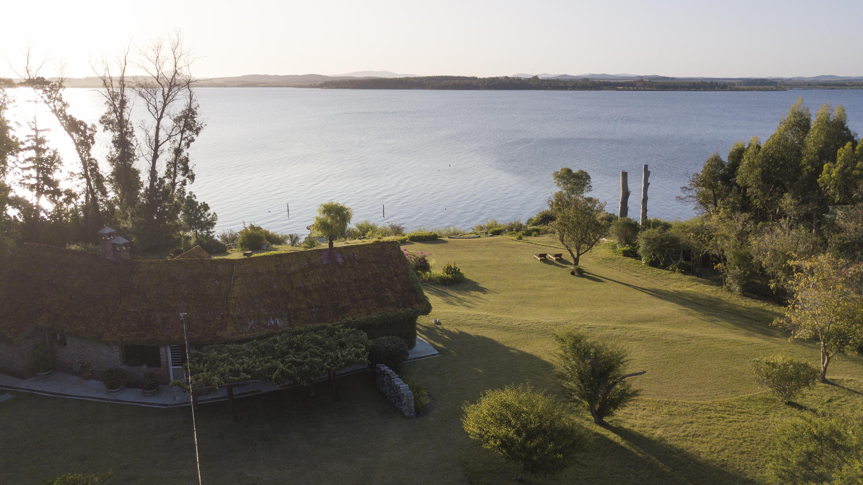  4,4 ha farm in Laguna del Sauce - 物件實景