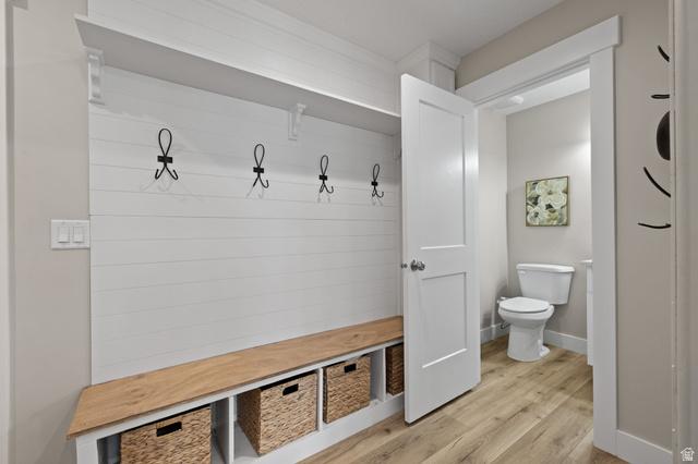 Grantsville, Utah, 84029, United States, 6 Bedrooms Bedrooms, ,4 BathroomsBathrooms,Residential,For Sale,2009662